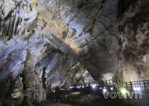 Thien Duong-the longest cave in Vietnam - ảnh 4