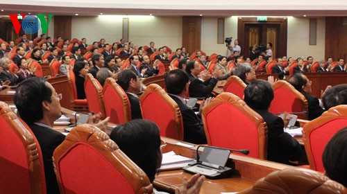 Statement on Party Central Committee's 8th conference  - ảnh 1