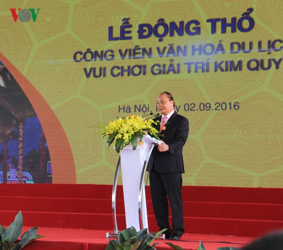 Prime Minister launches theme park project in Hanoi - ảnh 1