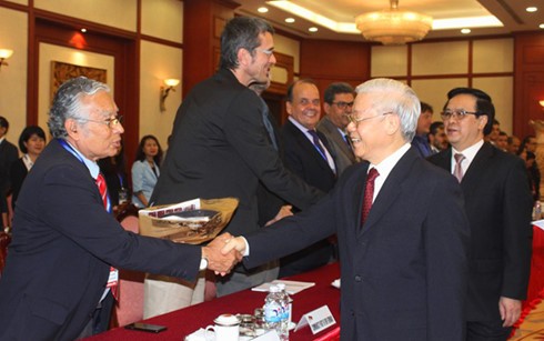 Party leader receives representatives of foreign communist, workers’ parties  - ảnh 1