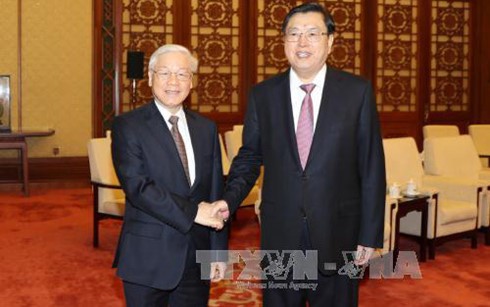 Vietnam, China boost legislative cooperation  - ảnh 1