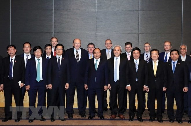 PM meets leading Vietnamese, Australian investors - ảnh 1