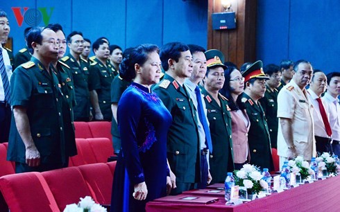 NA Chairwoman opens new school year at National Defense Academy  - ảnh 1