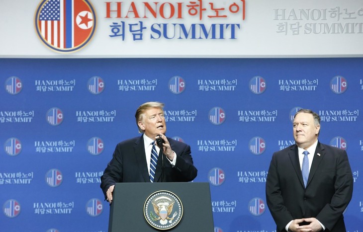 US President, DPRK Chairman have constructive meeting  - ảnh 1
