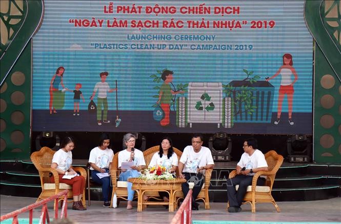Plastic Waste Cleanup Day campaign launched in Ho Chi Minh city - ảnh 1
