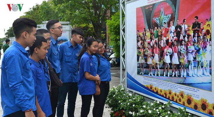 Exhibition marks 50th anniversary of President Ho Chi Minh’s testament  - ảnh 2