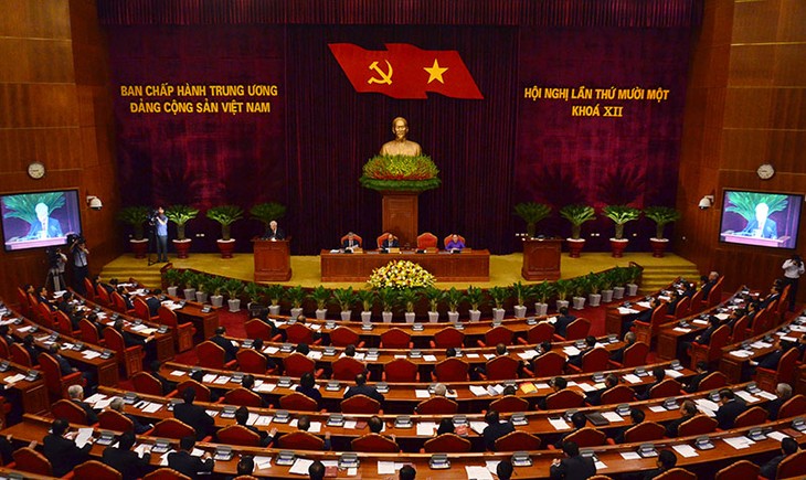 3rd working day of Party Central Committee’s 11th plenum  - ảnh 1
