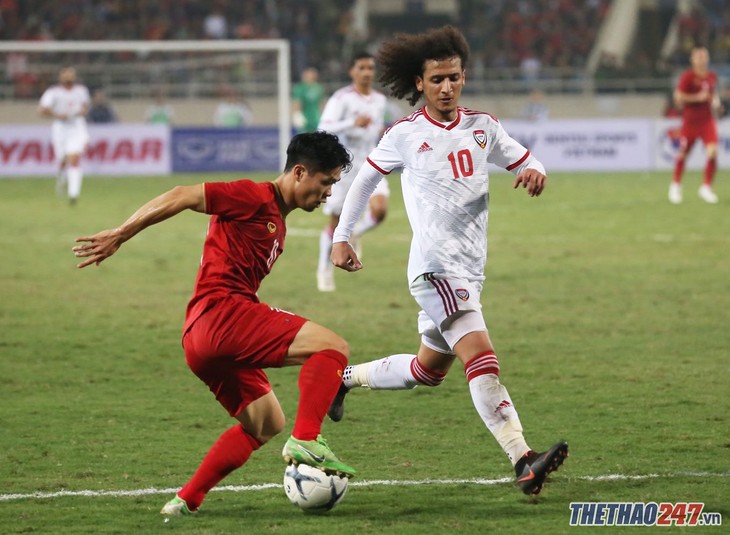 UAE midfielder criticizes Bert van Marwijk for defeat against Vietnam  - ảnh 1