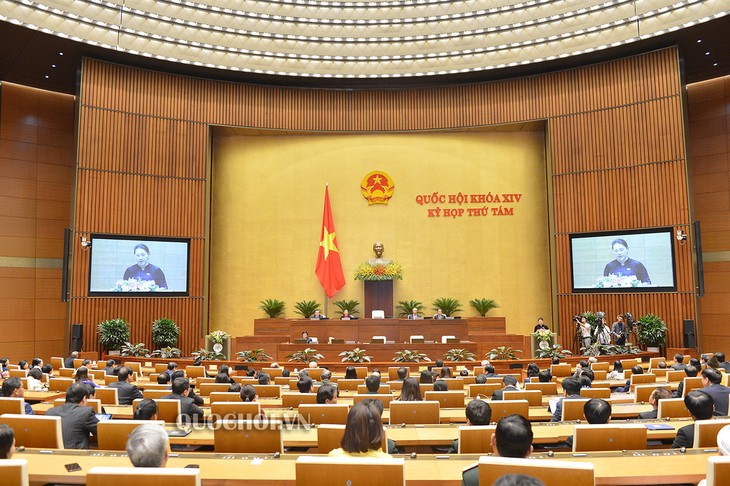 National Assembly approves 11 laws, 17 resolutions at 8th session  - ảnh 1