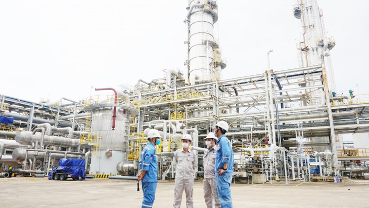Petrovietnam posts strong growth in 4 months of 2021 - ảnh 8
