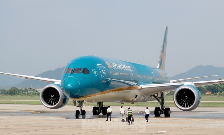 Canada grants official flight license to Vietnam Airlines - ảnh 1