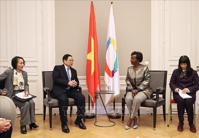 Prime Minister meets Secretary General of the Francophone - ảnh 1