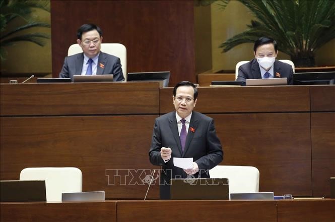 Minister calls for sufficient social welfare coverage for labor market recovery  - ảnh 1