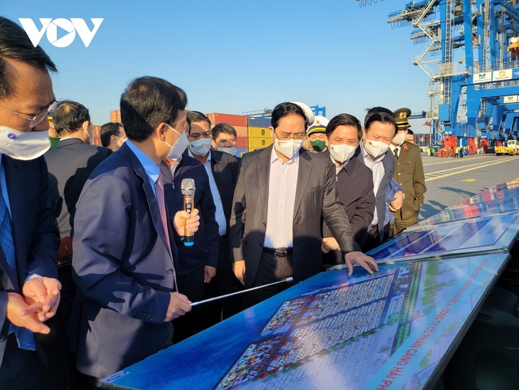 Prime Minister: Port design must catch up with new trend  - ảnh 1