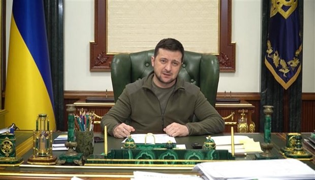 President Zelensky says Ukraine will not become a member of NATO - ảnh 1