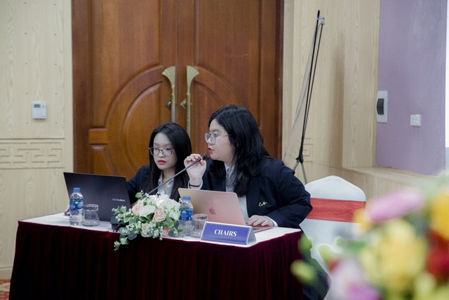 Students hold UN conference simulation on same-sex marriage legalization - ảnh 1