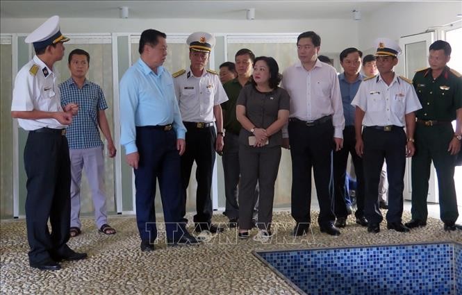 Senior Party official visits Submarine Maintenance Center - ảnh 1