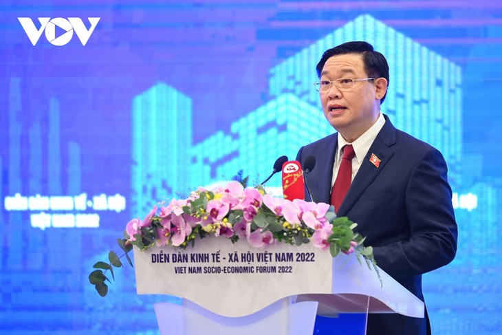 Vietnam Socio-Economic Forum 2022 important to decision making, says NA Chairman  - ảnh 2