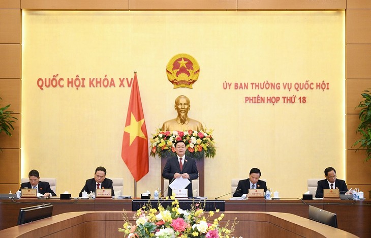 National Assembly Standing Committee convenes 18th session  - ảnh 1