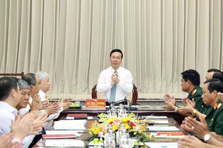 President Vo Van Thuong visits Military Region 9 Command - ảnh 2