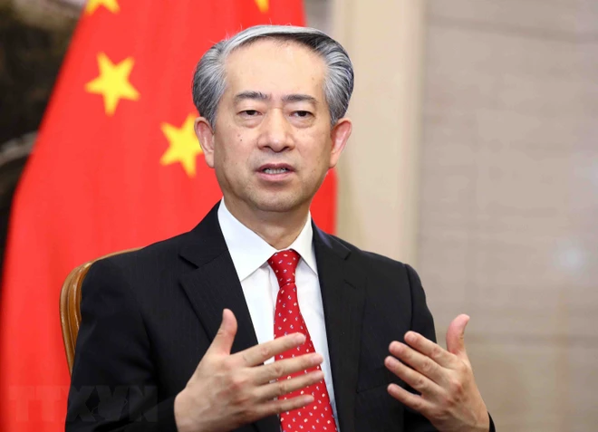 China-Vietnam community with a shared future strives for happiness, peace, progress of mankind - ảnh 1