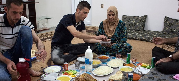Muslim fasting month of Ramadan begins worldwide - ảnh 1