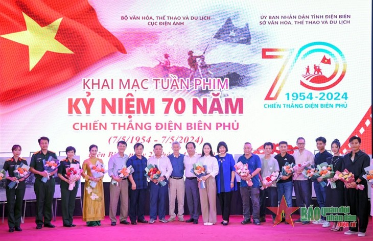 Film week commemorating Dien Bien Phu Victory opens in Dien Bien  - ảnh 1