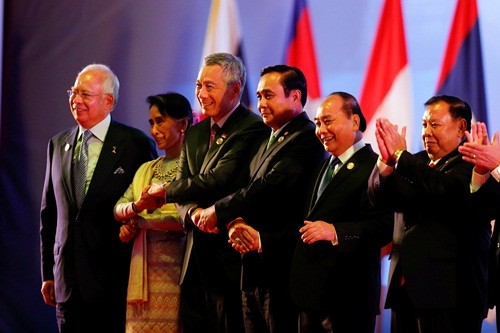 东盟峰会在老挝开幕 - ảnh 1