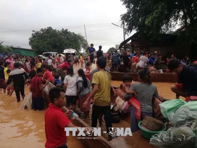 老挝政府通过对水电站溃坝事故受害者的赔偿政策 - ảnh 1