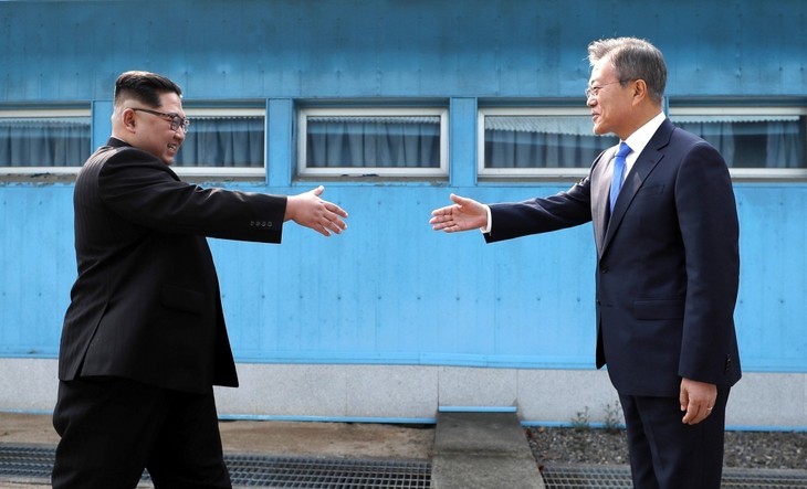 韩国呼吁举行第三次韩朝首脑会晤 - ảnh 1