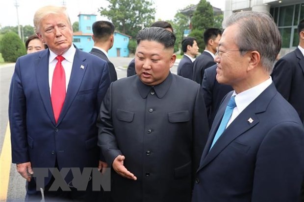韩国总统：美朝领导人在非军事区的见面结束了两国的敌对关系 - ảnh 1
