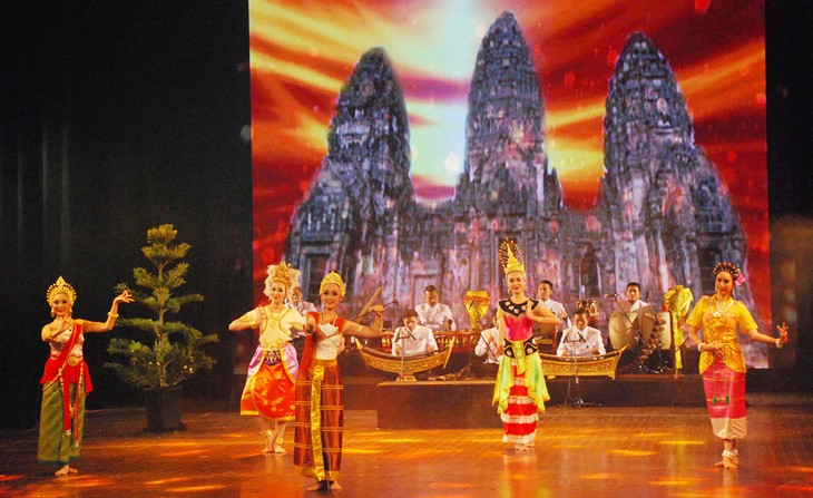 งานวันวัฒนธรรมไทยในเวียดนาม - ảnh 18