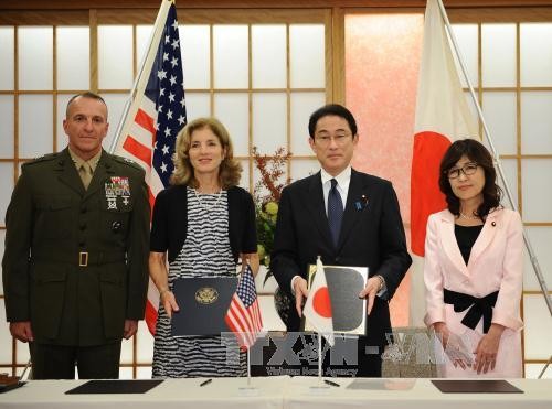 ญี่ปุ่นและสหรัฐลงนามข้อตกลงขยายความร่วมมือด้านพลาธิการ - ảnh 1