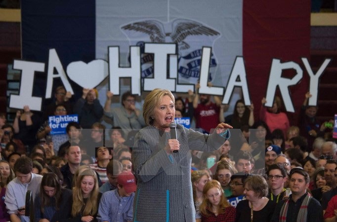 Выборы в США 2016: Хиллари Клинтон официально одержала победу в Айове - ảnh 1