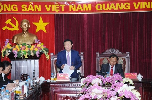 Выонг Динь Хюэ провел рабочую встречу с руководителями провинции Баккан - ảnh 1