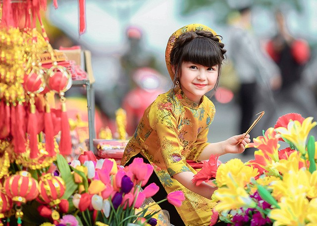Вьетнамцы за границей отмечают наступающий новый год по лунному календарю - ảnh 1