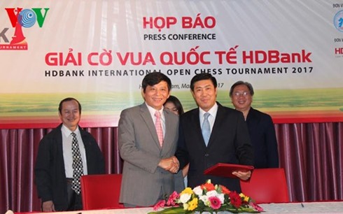 Более 230 шахматистов прибудут во Вьетнам для участия в турнире  по шахматам HDBank 2017 - ảnh 1