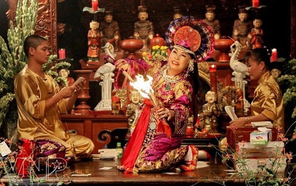 Культ богинь-матерей – особая черта вьетнамской культуры - ảnh 1