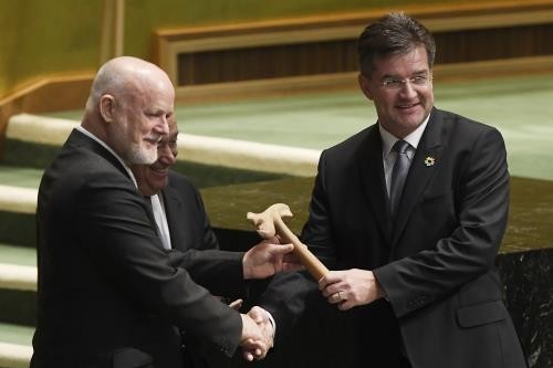 Мирослав Лайчак принес присягу на церемонии вступления в должность нового председателя ГA ООН - ảnh 1