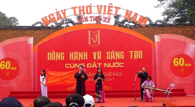 В 16-й День вьетнамской поэзии пройдут различные интересные мероприятия - ảnh 1