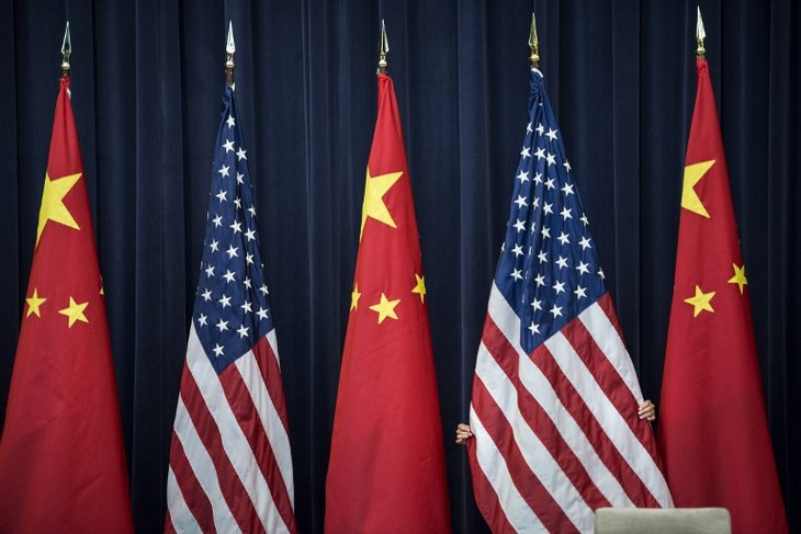 Китай призвал США не ставить под угрозу торговые отношения между двумя странами - ảnh 1