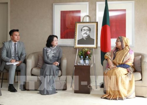 Данг Тхи Нгок Тхинь встретилась с премьер-министром Бангладеш - ảnh 1