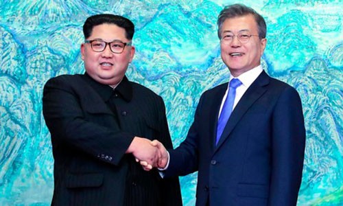 Вьетнам поздравляет с успешным проведением межкорейского саммита - ảnh 1