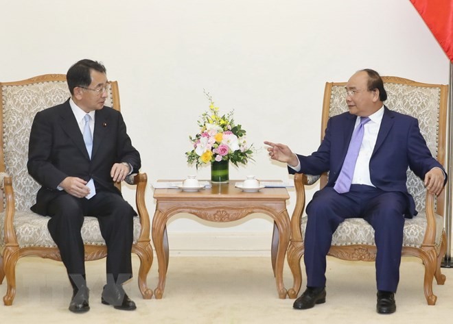 Нгуен Суан Фук принял председателя парламентского союза дружбы между Японией и Меконгом - ảnh 1
