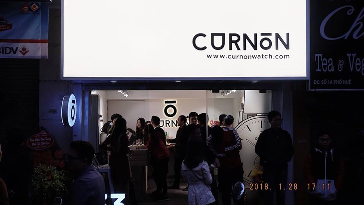 Curnon осуществляет мечту о часах вьетнамского бренда  - ảnh 7