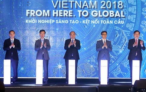 Премьер-министр Вьетнама принял участие в Фестивале инновационных и креативных стартапов Techfest Vietnam 2018. - ảnh 1