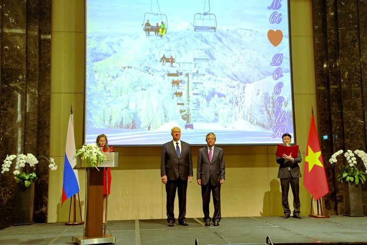 Посольство России во Вьетнаме устроило прием по итогам года: «Друзья России»  - ảnh 1