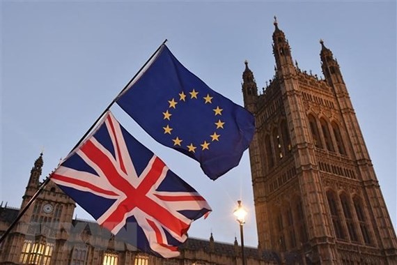 МИД Британии: Мэй сможет провести сделку по Brexit в парламенте - ảnh 1