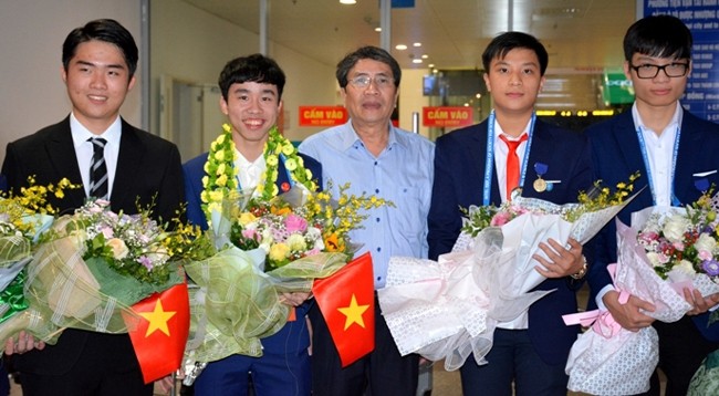 Вьетнамский школьник завоевал 3-й приз на конкурсе Intel ISEF 2019 - ảnh 1