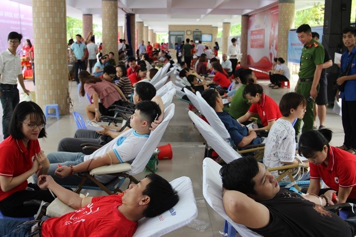 Более 1500 человек приняли участие в программе «Красный маршрут 2019» в Дананге - ảnh 1